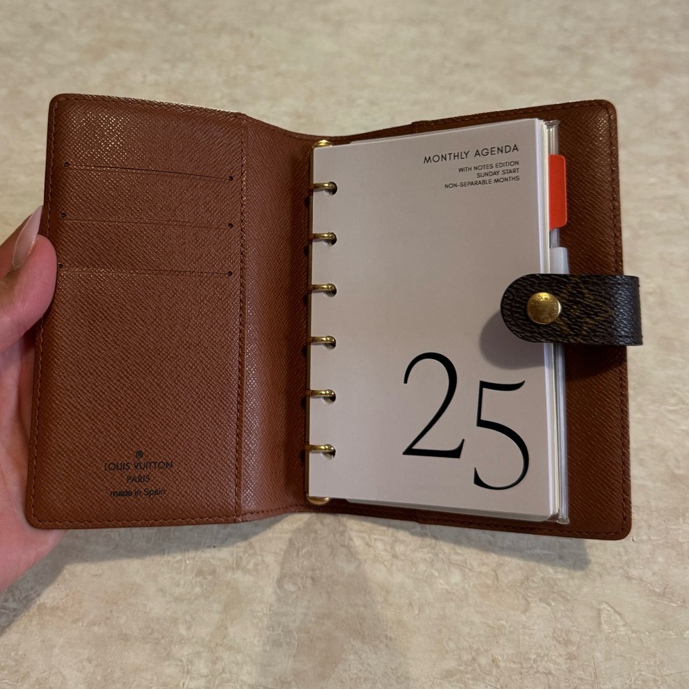 Authentic Louis Vuitton PM Monogram Agenda - Picture 9 of 14